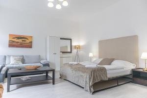 Affordable 1BR Apt, Next to Rennweg & Belvedere