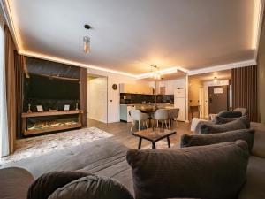 Fabulous Views Silver Mountain 3 Rooms Apartment