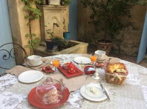 B&B / Chambres d'hotes Mas du Puits d'Amour : photos des chambres