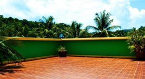 Sairougn Seaview Hotel