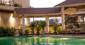 Aurum by R J Resorts