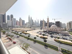 1-BHK - Brand New Building - Spacious - Central