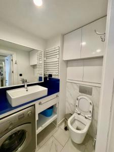 Orbi City 4371, 43 этаж