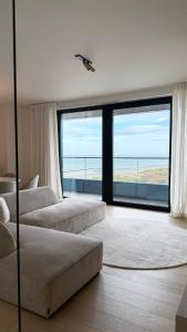 High-End Seaview Apartment in Oostende Oosteroever 6 Guests