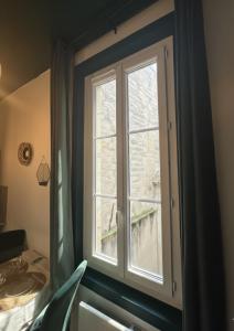 La Scène - Lumineux - Cœur Avignon