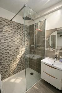 La Scène - Lumineux - Cœur Avignon