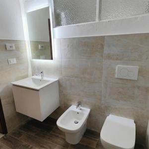 IL GIARDINO SEGRETO - Vista Torre Rossa, Centro Asti, NO ZTL