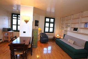 Cannes Central Hub - Walk to Palais & Beach