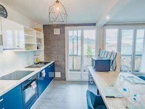 Spacieux T3 moderne avec balcon 6 pers, hyper centre Clermont