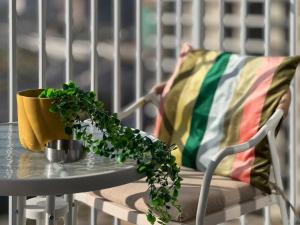 Smart & Elegant 2BR in Collective Dubai Hills