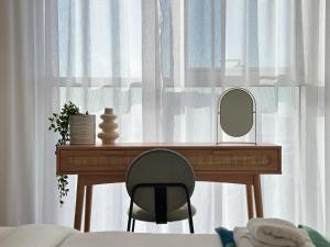 Smart & Elegant 2BR in Collective Dubai Hills