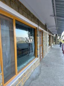 Vista Hostel Jeolikote, Nainital