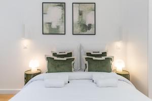 Elegant and Spacious 4-Bedroom Apartment in Paris 16th
