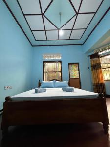 Freedom River House Villa