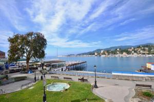 Le sorelle - Elegante appartamento fronte mare - 6 posti letto - con posto auto privato