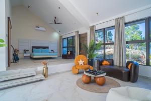 SaffronStays Luna Celeste