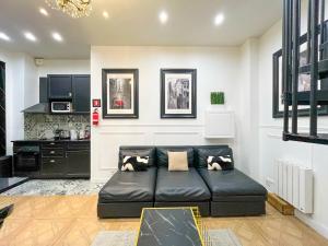 UrbanFlat 55 - Marylin Monroe Flat in Parisian Historic Passage