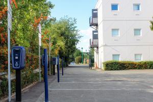 Première Classe Plaisir Gatines