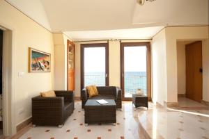 La Perla - Luxury Sea View Terrace