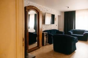 Folwark Wielka Wieś - Pałac pod Dębem