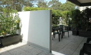 Spacious flat by the beach