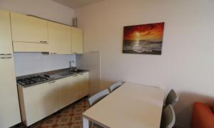 Spacious flat by the beach