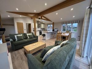 Primrose 2 bed-No Pets-Daisy