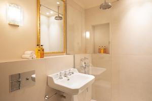 Pick A Flats Apartements with services in Louvre - Rue des Halles