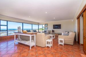 High Tide Seafront at Franskraal