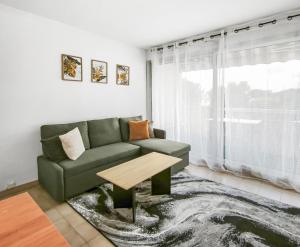 Charmant T2 avec Parking et terrasse à St Raphael