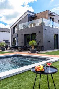 Villa Porta Verde - Private Pool and Jacuzzi