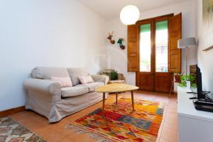 Stylish flat near Montjuic & City Center