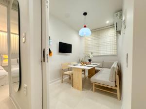 건대입구역 4분, 성수 코코 스테이