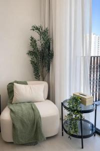 Chic & Peaceful Studio Retreat Binghatti Aurora