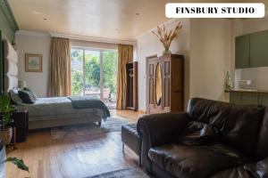 The Finsbury , Newlands