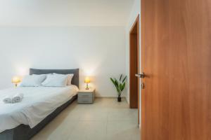 New spacious apartment central Fgura by SF Homes
