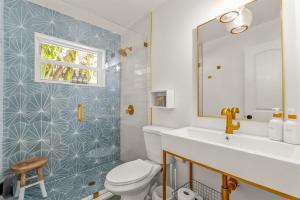 Luxury Palm Beach Duplex Near A1A & Beach