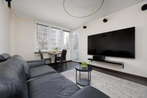 Cozy Apartment for 2 People Near the Palace of Culture and Science in Warsaw by Noclegi Renters