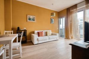 Elegant flat in Solari area - 2 min to Metro M4