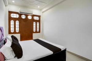 Hotel O Crystal Crown