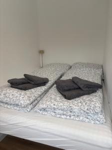 Zentrale Wohnung mit eigenem Eingang und Stellplatz