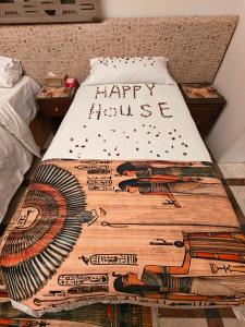 Happy Pharaonic House Inn