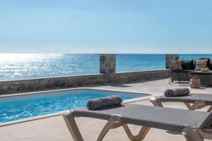Kedros Villas, Beachfront 20m to Beach & Private Pool