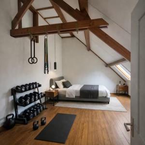 Luxury villa with pool for 14 people