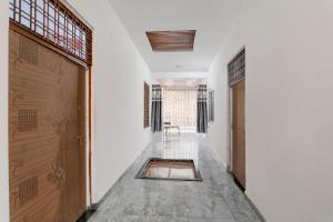 SPOT ON Royel Grand Hotel Nabedi