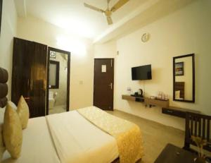 Runway Residency at Pitampura