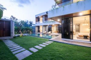 Laina Villa Nyanyi Beach