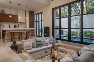 Luxury 4 Bedroom Villa with Private Rooftop Pool