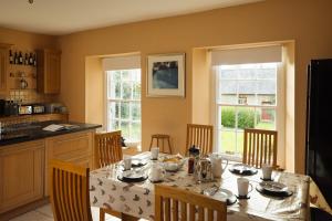 Elegant Pembrokeshire Country House - Sleeps 17