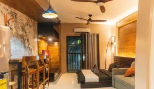 Woodvale at Alpine Villas, Crosswinds Tagaytay